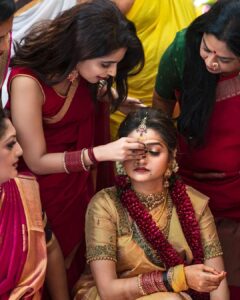 Malavika Wales Instagram - Kanmani 👁 #kirukkiweddingseries @nithyaraam PC: @mojin_thinavilayil