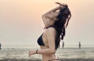 Malvika Sharma Instagram - Sandy toes, sun-kissed nose ☀️