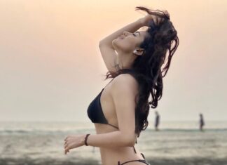 Malvika Sharma Instagram - Sandy toes, sun-kissed nose ☀️