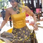 Mandira Bedi Instagram – The mood of the wedding was this. ❤️💥I danced for the first time in a long while.. blessed and grateful to have been a part of this beautiful wedding celebration. Thank you Mon and Suraj. Love you ❤️
.
.
.
@azotiique @mandiradesigns
Video courtesy @arjunbijlani ! ❤️🙏🏽