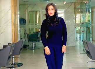 Manisha Koirala Instagram - Time to #relax in a #spa #metime #goodvibesonly