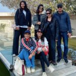 Manisha Koirala Instagram - Creating memories with such a #funbunch #friendsforever .. there are zillion pictures that has the essence of our weekend but here are few!! ❤️💐 and must add that we LOVED @theterracesresort 👍👍👍 The Terraces Resort