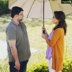 Manju Warrier Instagram - Director - Actor ? Director - Producer? Brother - Sister? What was the conversation? Take a guess! 😁 #lalithamsundaram 📸 @rahulmsathyan