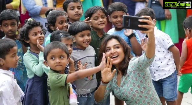 Manju Warrier Instagram - #chathurmukham Thank you @rajeevanfrancis 😊