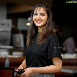 Manju Warrier Instagram - Everyday is a day you've never seen before 😊

📷 @ajmal_photography_