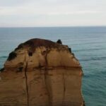 Manju Warrier Instagram - When the location reminds you of the song! ❤️ #throwback #12apostles #australia Video courtesy : @bineeshchandra