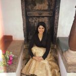 Megha Akash Instagram - 🌼💛