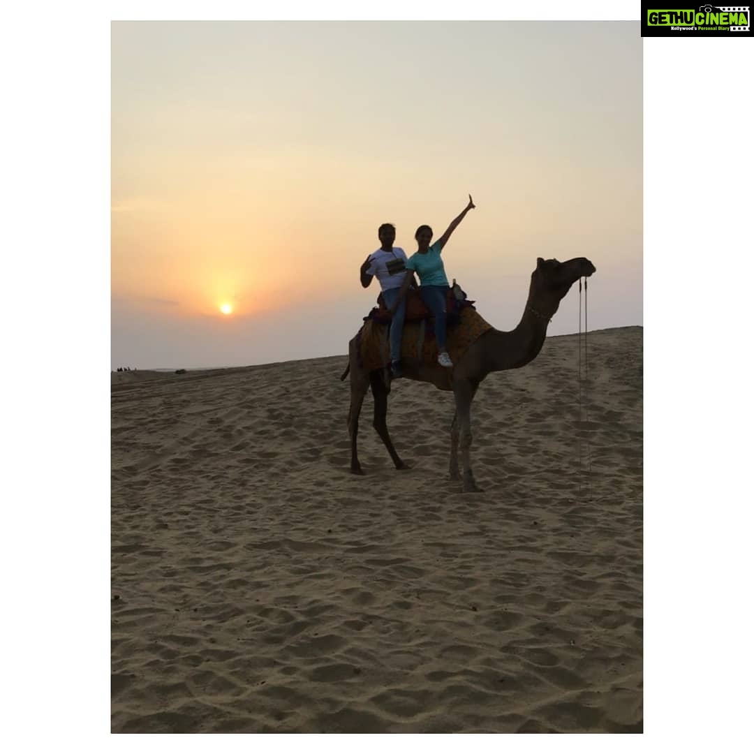 Milana Nagaraj Instagram - Camel ride in sunset!! What fun!! @mahanth26 🐪