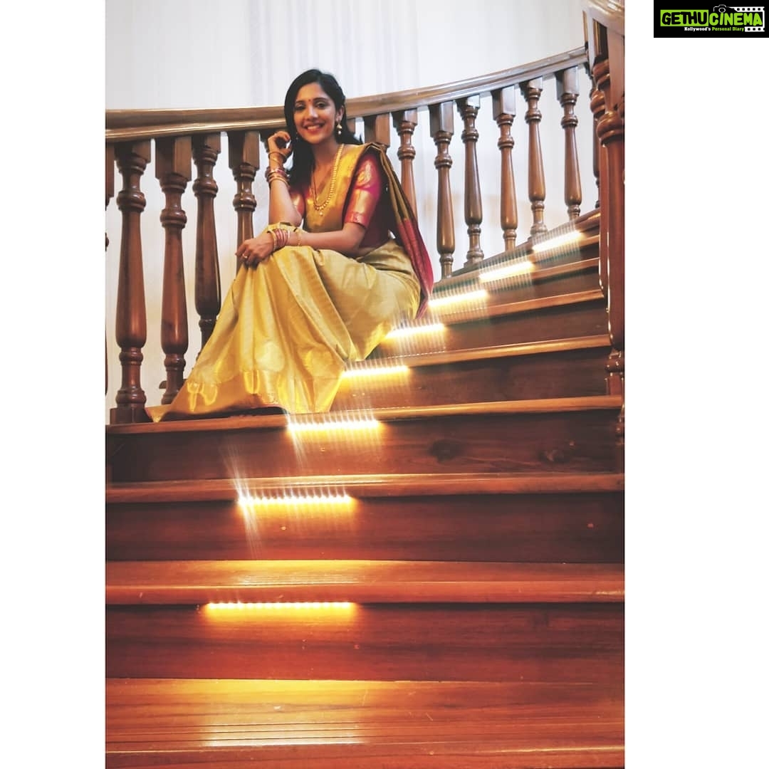 Milana Nagaraj Instagram - Varamahalskshmi habbada subhashayagalu🙏