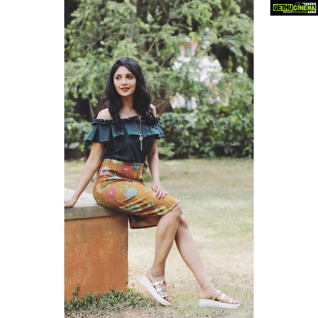 Milana Nagaraj Instagram - Good day💚 Styling:@apekshapurohit