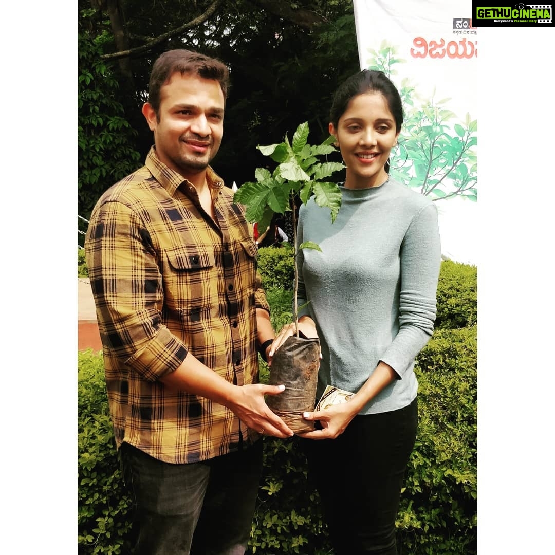 Milana Nagaraj Instagram - Nature serves our need, not our greed- Gandhiji. Time to give back to nature..... #StartPlanting #SaveWater #AvoidUsingPlastics!! Honored to be Chief guest for #Worldenvironmentalday at #Kidwaiinstituteofoncology.
