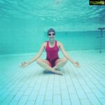 Milana Nagaraj Instagram - Just be happy where ever you are! PC: @sricrazymindzz ...🙏 Prepping for #UnderwaterShots for my movie #"O"...