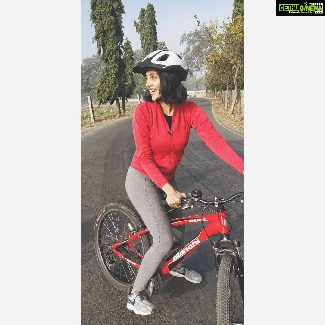 Milana Nagaraj Instagram - #CyclingDiaries #ShootLife #LoceMocktailš With @sricrazymindzz @darling_krishnaa.. ā¤
