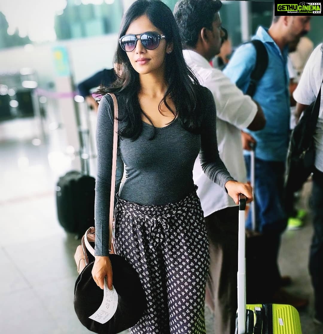 Milana Nagaraj Instagram - #Delhi #WorkCalling!!