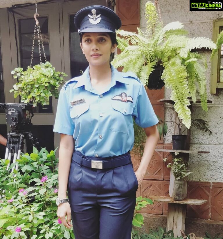 Milana Nagaraj Instagram - #ShootLife #PlayingFighterPilot #ForHyundaiVerna... Playing this character is indeed my honour! Salute to the true fighters!