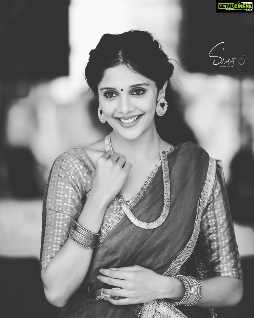 Milana Nagaraj Instagram - #BeingSouthIndian☺️😍