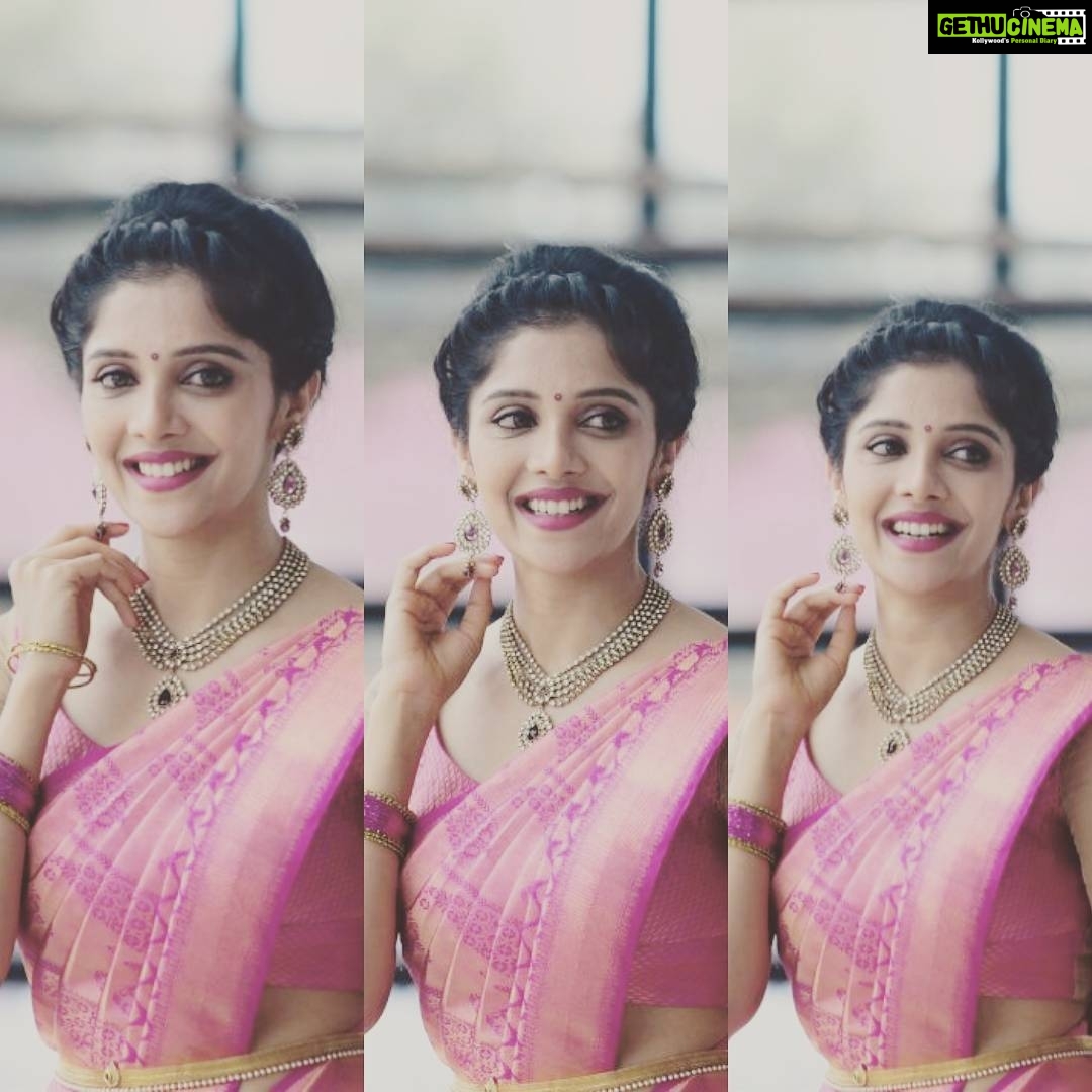 Milana Nagaraj Instagram - Dress for urself!! 😍