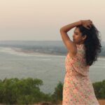 Misha Ghoshal Instagram - There are no conditions where there is free flow of Love ❤️ Spread love ❤️