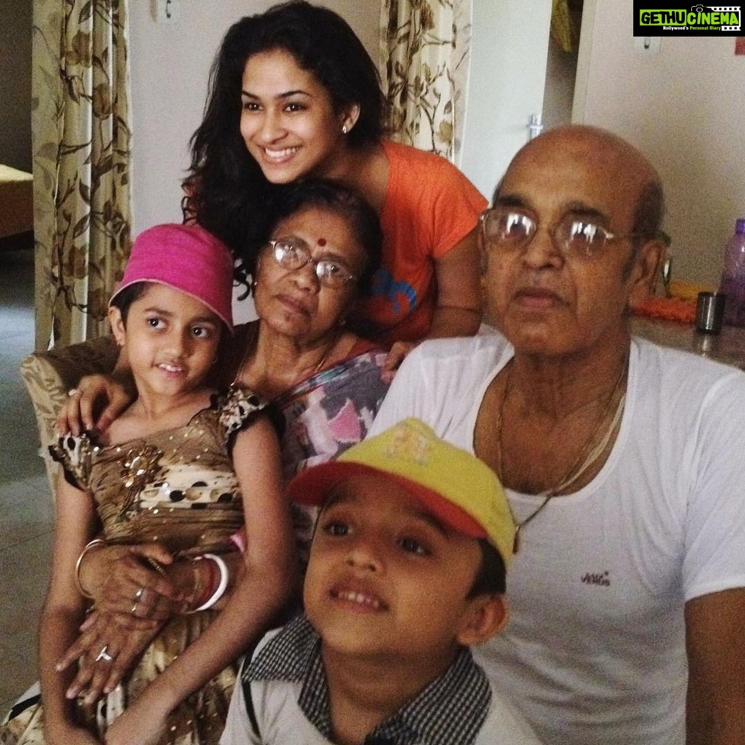 Misha Ghoshal Instagram - With my dida Nd Dadu 😁 (thaatha Paati) miss u Dadu 😘