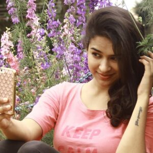 Misha Ghoshal Instagram - Thanx a ton for 70k followers 😁🙏🏼