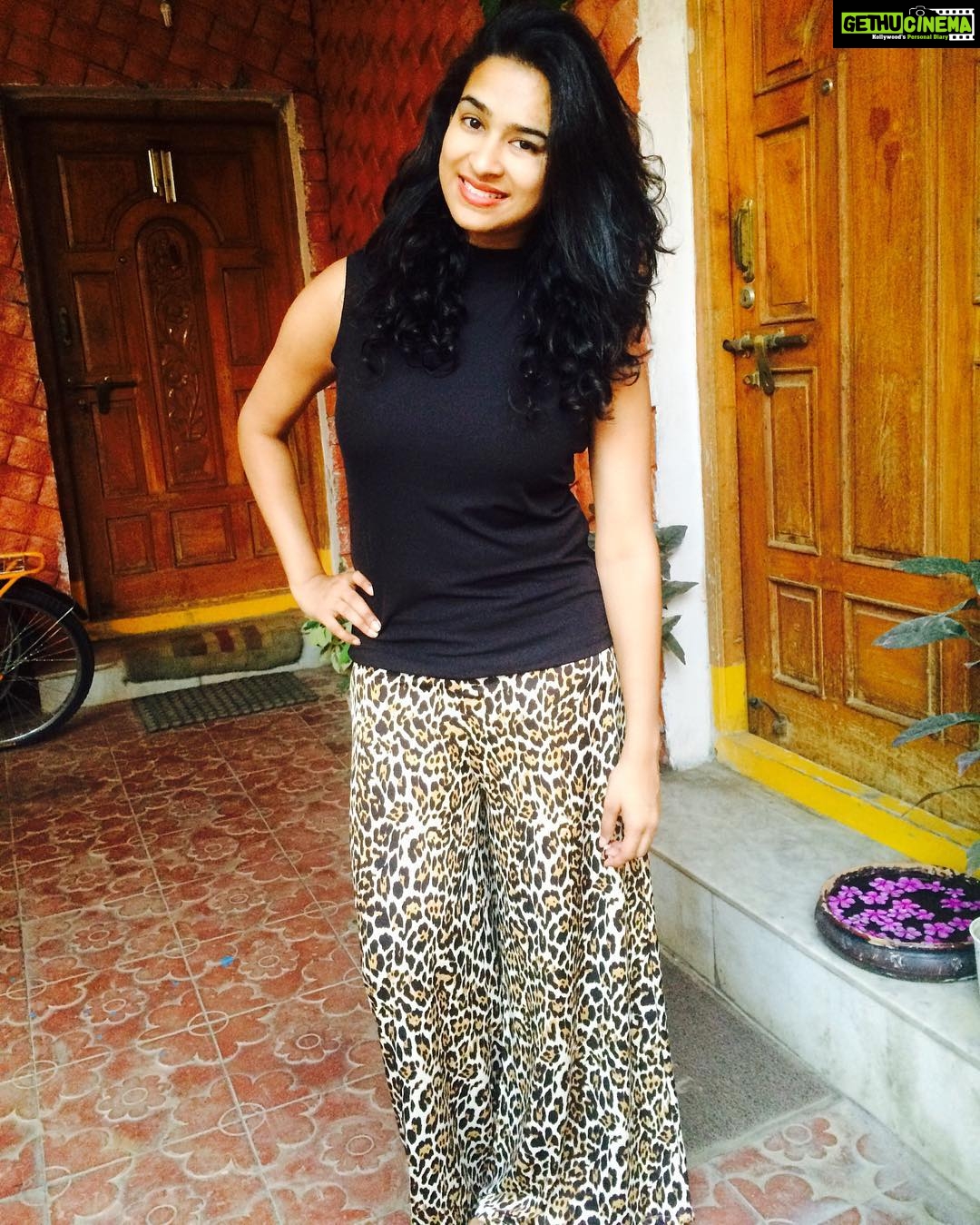 Misha Ghoshal Instagram - Last day of this trip in Hyd 😊 don't want to go 😩