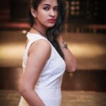 Misha Ghoshal Instagram - Trying to look 😶😶😶😶 don't know Wat i Actly tried 🙈🙈🙈
