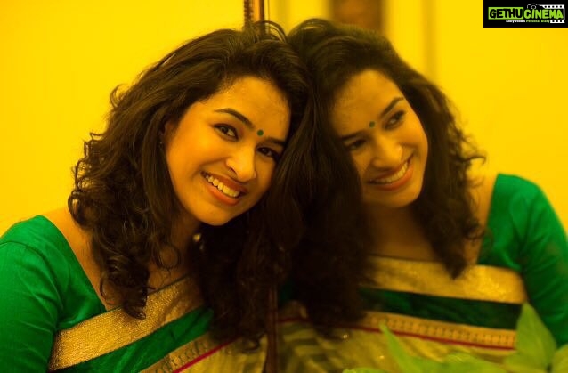 Misha Ghoshal Instagram - Wish u all a very happy Pongal 😁😁😁 Nd happy Makara Sankranti 😁