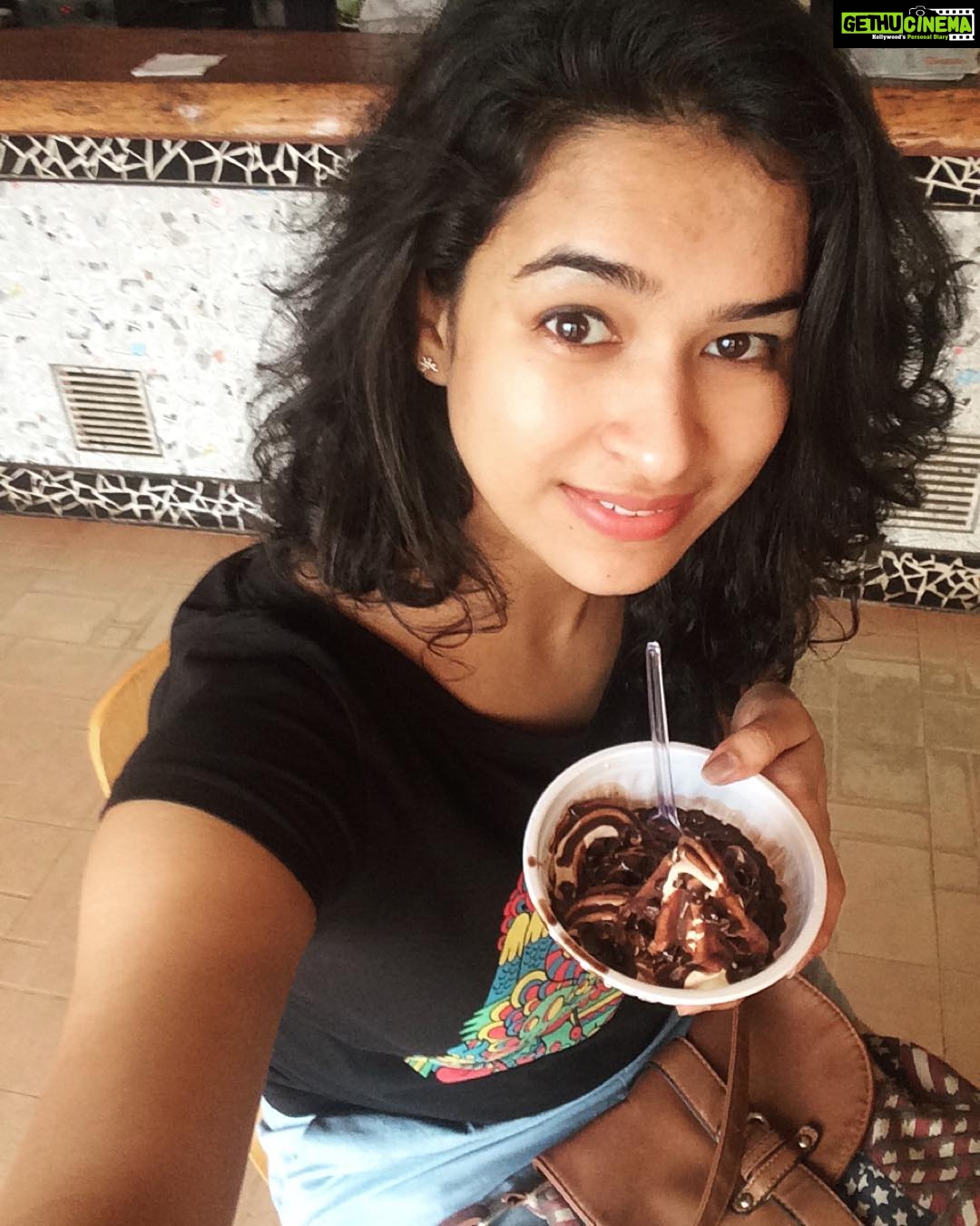 Misha Ghoshal Instagram - Ice creeeeeam 😁😁😁