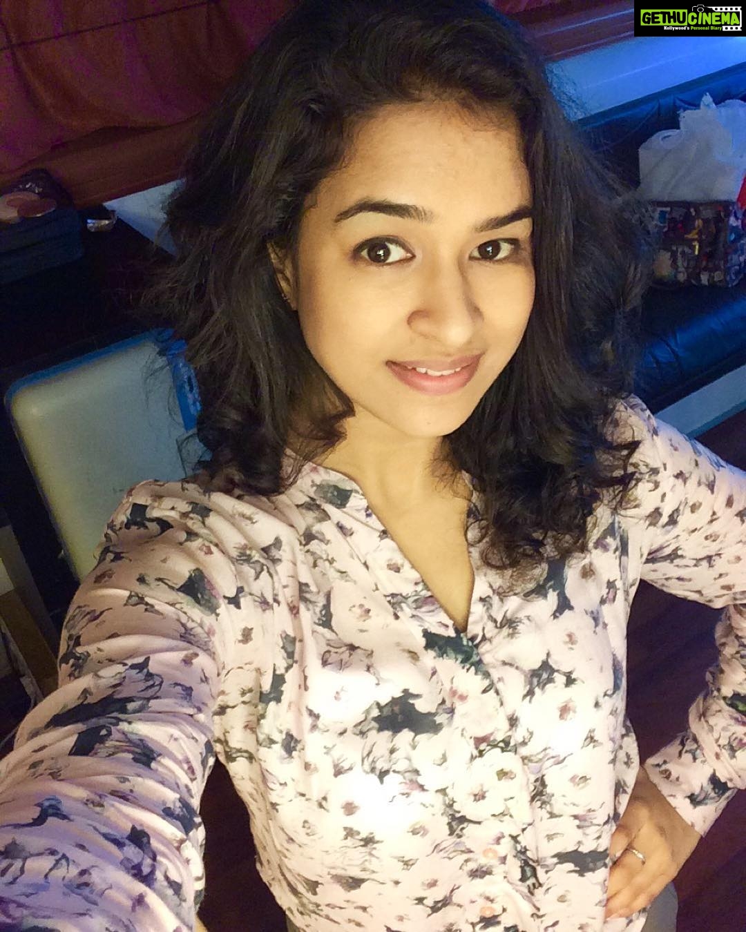 Misha Ghoshal Instagram - Gooood morning 😁😁😁