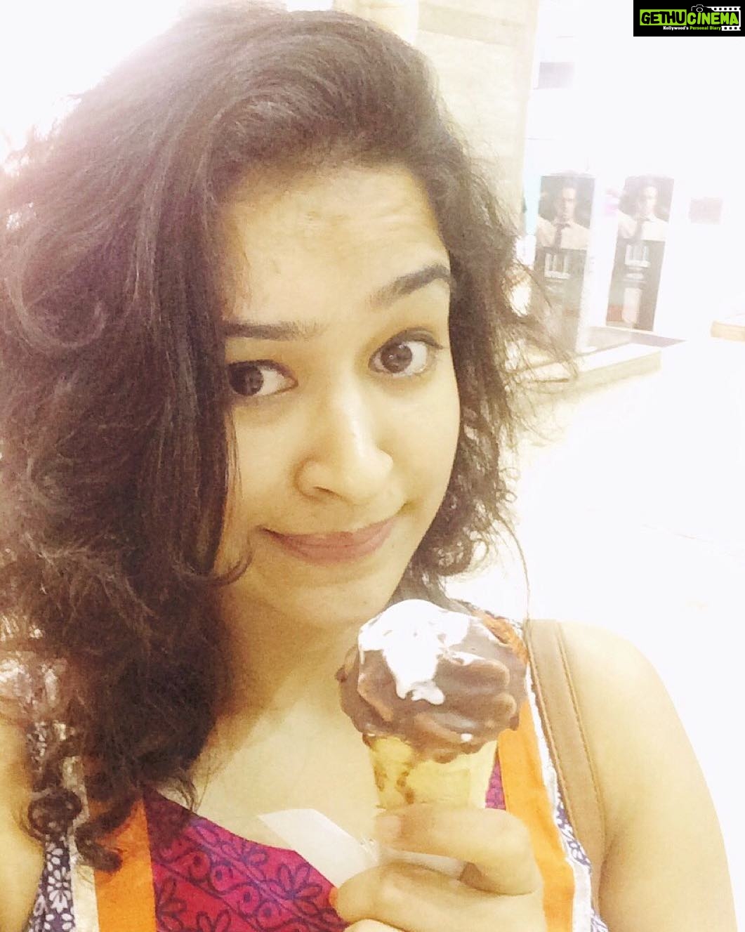 Misha Ghoshal Instagram - #icecreamlove 😍🍦