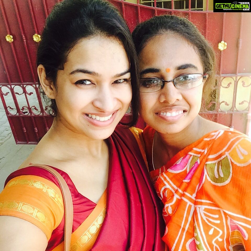 Misha Ghoshal Instagram - #childhoodfrnz#oldmemories#fun 😁😘