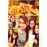 Misha Ghoshal Instagram - #nandos#chicken#yum#foodieeessss#rainyclimate#watmore 😁😘😋
