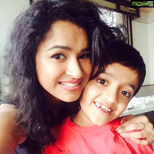 Misha Ghoshal Instagram - #hyderabad#lunch#brother#fun#paasam 😁😁😁