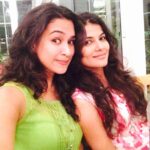 Misha Ghoshal Instagram - B'day with @manishaashree 😁