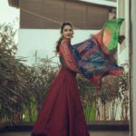 Misha Ghoshal Instagram - When colours start talking 💫 Wearing this beautiful outfit from @labelmana Shot for @labelmana Photography @infinity_skylight Jewelery @manjushaa_jewelry Makeup @themystiquekohl Design & Styling @mey.pandian Assisted by @niki_dili @akshayaa.ven Location @tattva_thestudio