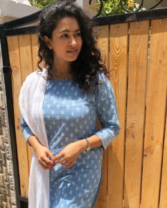 Misha Ghoshal Instagram - 🌼

Wearing @useeshopapp 😊