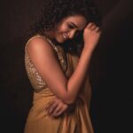 Misha Ghoshal Instagram - ✨ Photographs By @bontonphotographs & @sense8photography Associate With @pixelcloud.in Mua @glitters_makeup_hair Hair @cirpi_makeover Wardrobe @faamysfashions Assists @ishwariya_krishnan__ #curlyhair #saree #photoshoot #chennai #actor #actresslife #artwork #fineart #fineartphotography #collaboration #celebration