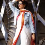 Misha Ghoshal Instagram - ✨ Designer: @styleupramyasekar Saree : @dd_silkhouse. blouse: @ramya_sekar_design_studio MUA: @devismakeupartistry hairstylist: @rama_sareedrapist Jewellery: @chennai_jazz Photography: @portraitsbyunni and @infinity_skylight #photography #photoshoot #styling #fushion #chennai #omr #denimjacket #denim #saree #actor #actorslife #shoot