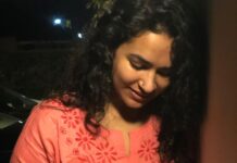 Misha Ghoshal Instagram - It’s all about the small things u have in life ❤️ PC: @durgagurunadhan 🥰