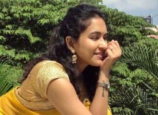 Misha Ghoshal Instagram - Yellow makes me glow ✨✨✨
