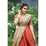 Misha Ghoshal Instagram - ✨✨✨ Team Wardrobe and styling: @Nirali_design_house Muse : @meesha.ghoshal Mua: @Vijiknr Photography : @arunprasath_photography Photo edit : @memoriesbysubash @subash1010 Jewellary: @bronzerbridaljewellery Location: @novotelchennaiomr Special thanks to : @weddingvows.in , @itsme_daksh @rays_of_eternal_sunshine #traditional #halfsaree #photoshoot #collaboration #instagram #instagood #instamood #nirali #indianactress #actorlife #makeover