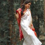 Misha Ghoshal Instagram - Maa Durga ✨ The power #happynavratri #happydurgapuja #bengali #festival #photoshoot #shootmode #makeover #beach Designer: @styleupramyasekar Saree : @dd_silkhouse. blouse: @ramya_sekar_design_studio MUA: @devismakeupartistry hairstylist: @rama_sareedrapist Jewellery: @chennai_jazz Photography: @portraitsbyunni and @infinity_skylight ECR