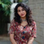 Misha Ghoshal Instagram - To a fiery Sunday 🔥 PC: @ramani_s2udioofficial #fierce #fiery #impromtu #photoshoot #selfstyled #potrait #collab Eldams Road