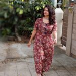 Misha Ghoshal Instagram - Just keep walking on the path u r on coz r doing gr8 😇 #stayconfident #blessed #impromptu #photoshoot #collab 😇😇😇 PC: @ramani_s2udioofficial 🙏🏼