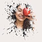 Misha Ghoshal Instagram - Clicking an apple🍎with an Apple📱 buhuhahahahaha the worst PJ u will ever hear 😂😂😂 #timepass #filterfun #perksofshooting