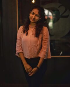 Misha Ghoshal Instagram - Learn to Love every color ❤️ PC: @ramani_s2udioofficial