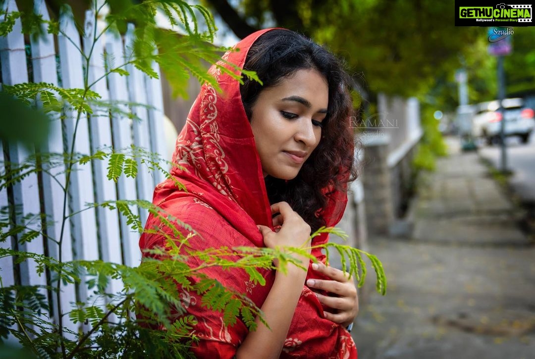 Misha Ghoshal Instagram - PC: @ramani_s2udioofficial 😊