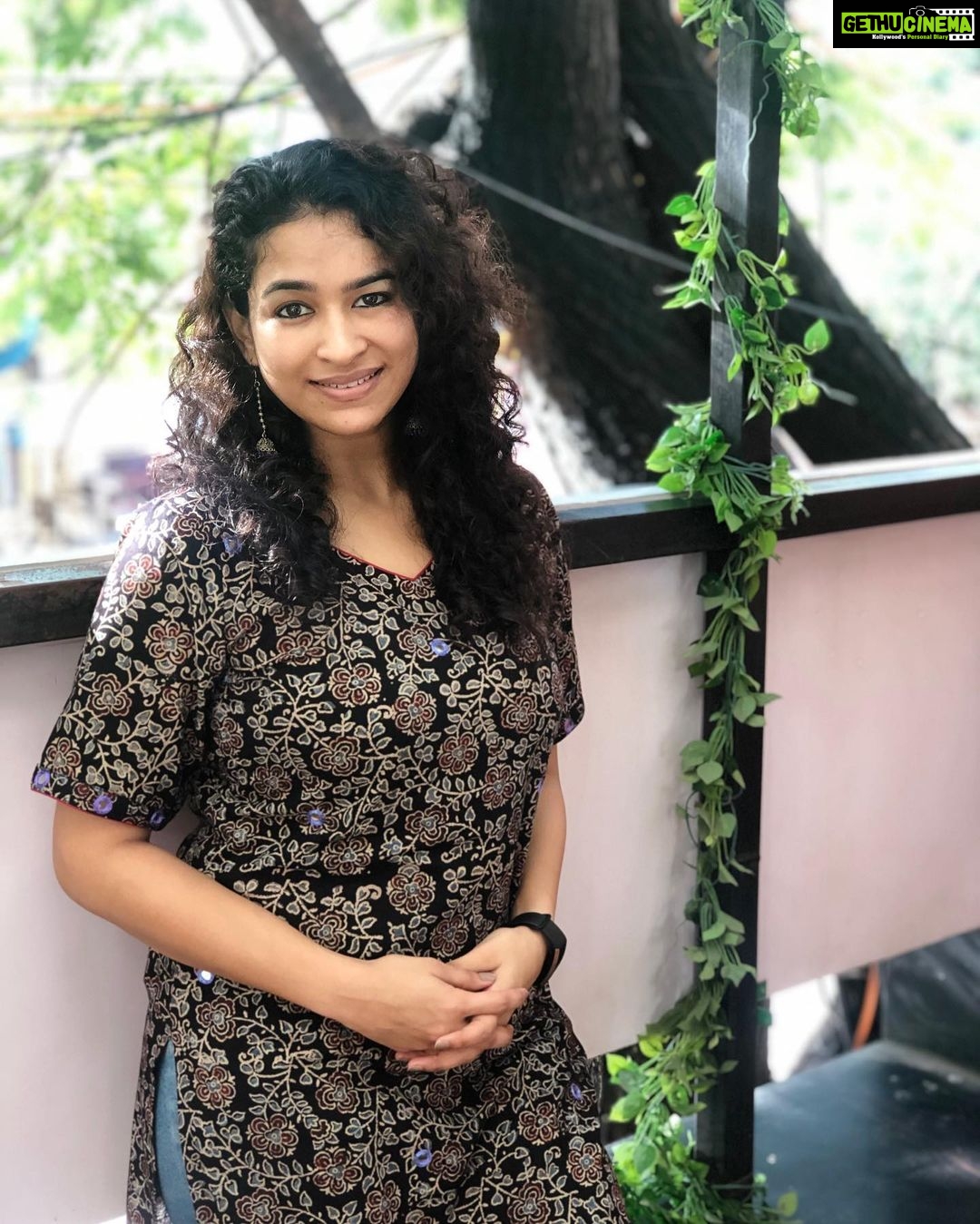 Misha Ghoshal Instagram - It’s all bout loving urself ❤️