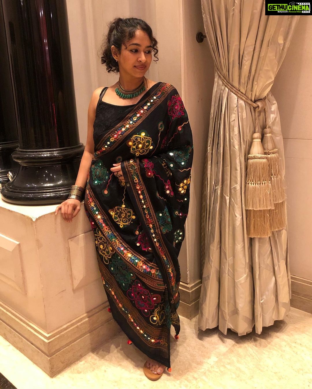 Misha Ghoshal Instagram - Coz #black can never go out of fashion 🖤