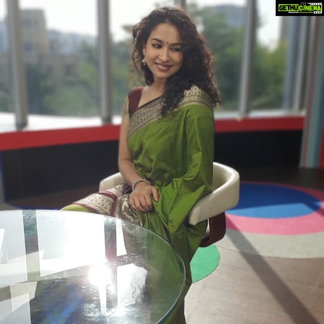 Misha Ghoshal Instagram - How many of u saw this interview of mine 2day on #suntv ???😁